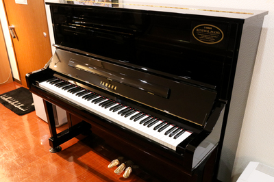 ヤマハ　YAMAHA　YU33中古ピアノ